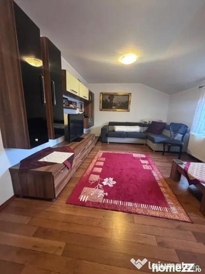 Casă cu 8 camere cu Teren 700 Mp în Rădăuți