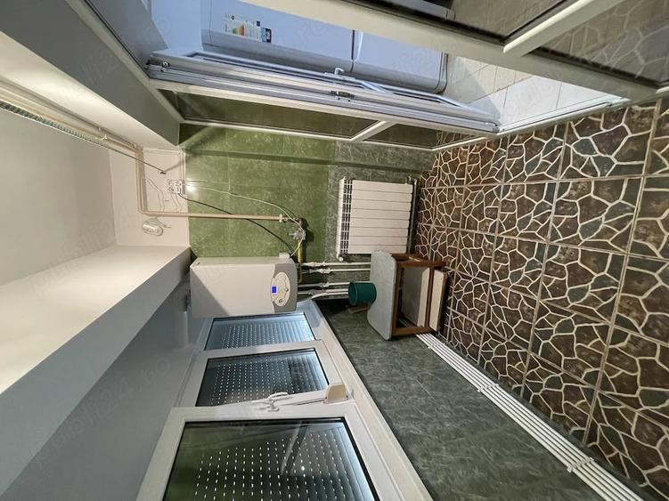 Garsonieră decomandată în E3