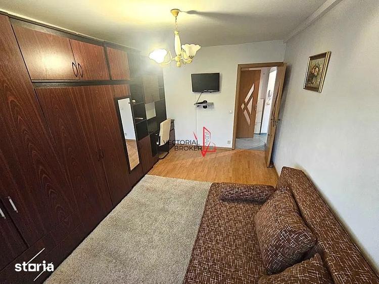 Garsonieră decomandată în Tei