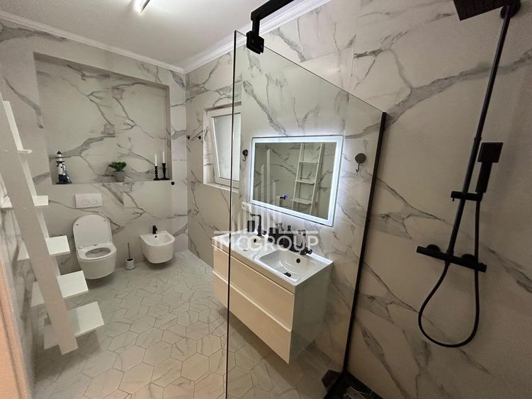 Apartament cu 3 camere decomandat, mobilat în Central