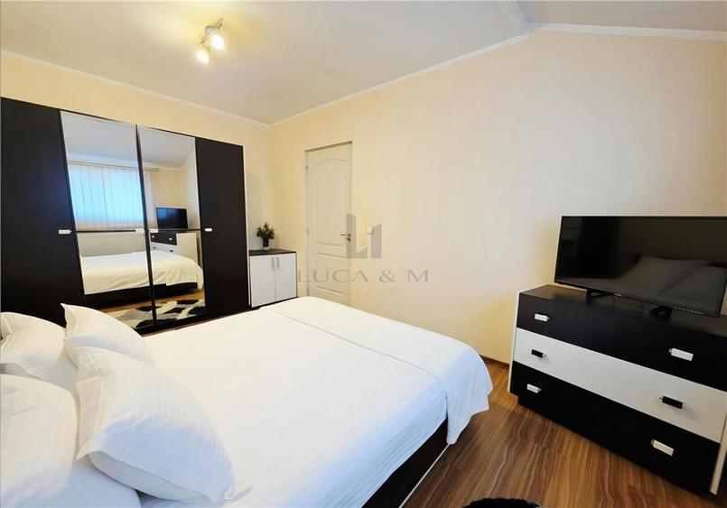Apartament cu 2 camere semidecomandat în Girocului