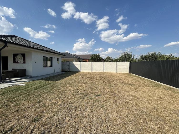 Casă cu Teren 470 Mp în Central