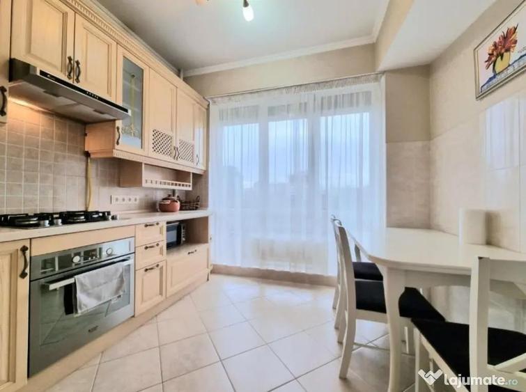 Apartament cu 2 camere decomandat în Sebastian