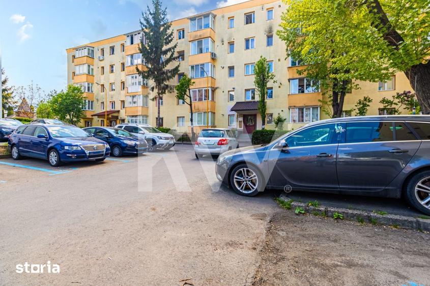 Apartament cu 3 camere semidecomandat în Astra