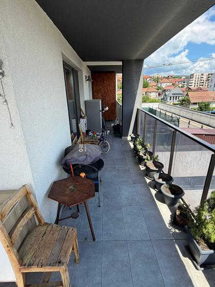 Apartament cu 2 camere decomandat în Central