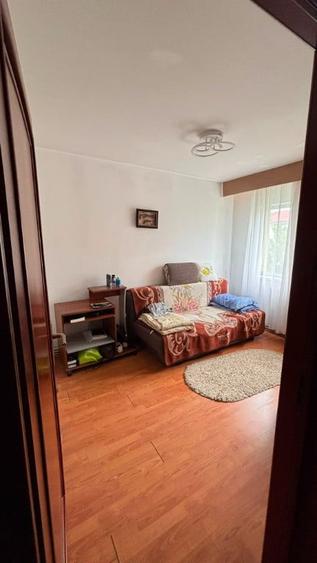 Bd-Regele Mihai 1, 4 camere, etaj 3 - 8