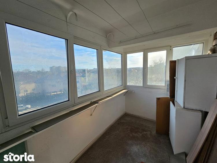 Apartament cu 3 camere în Pantelimon