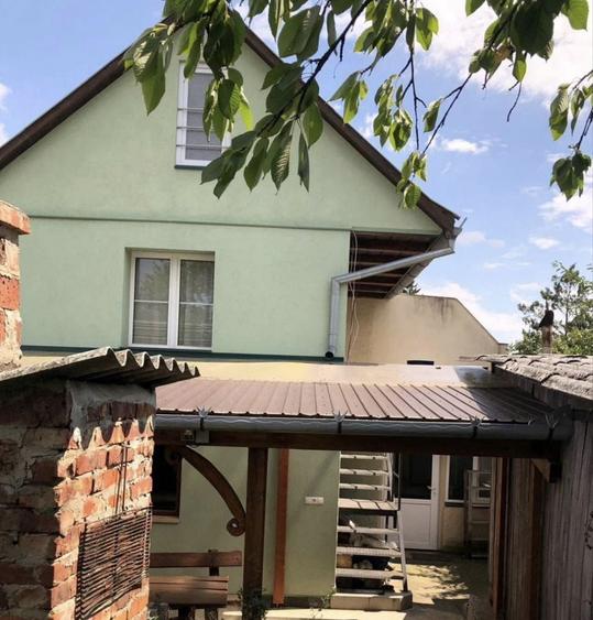 Casă cu 2 camere în Central