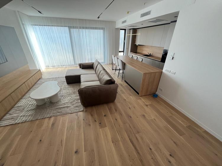 Duplex cu 5 camere cu Canalizare în Voluntari