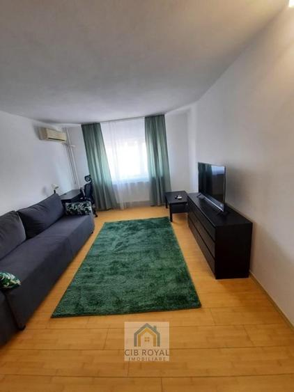 Apartament cu 2 camere decomandat în Aviației
