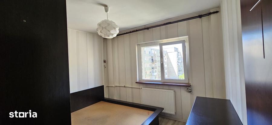 Apartament cu 3 camere decomandat în Militari