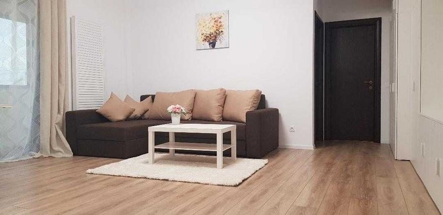 Apartament cu 3 camere decomandat în Exterior Vest
