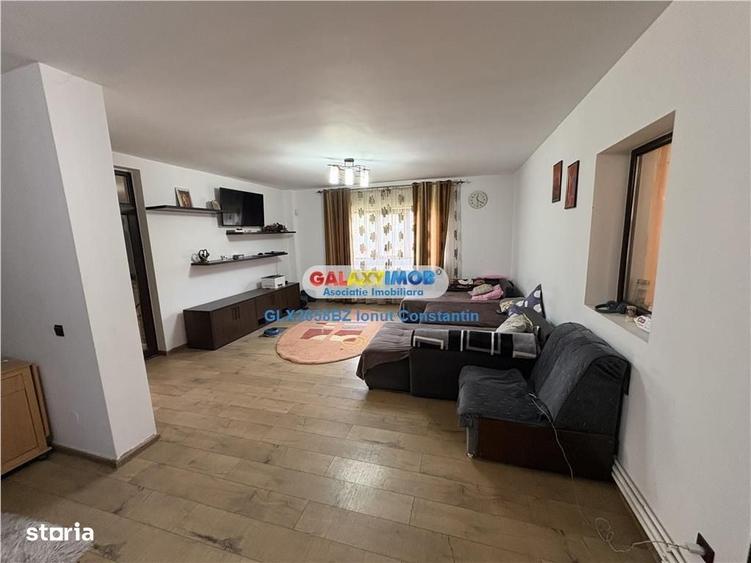 Casă cu 4 camere decomandat cu Teren 725 Mp în Tisău