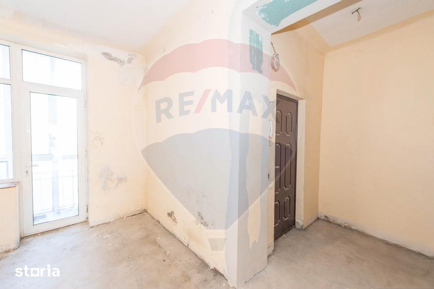 Apartament cu 4 camere în Eminescu