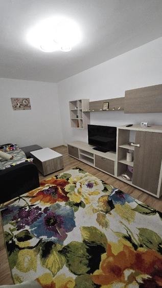 Apartament cu 2 camere decomandat în Berceni