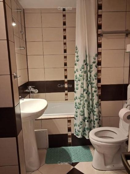 Apartament cu 2 camere decomandat, mobilat în P-ța Romană
