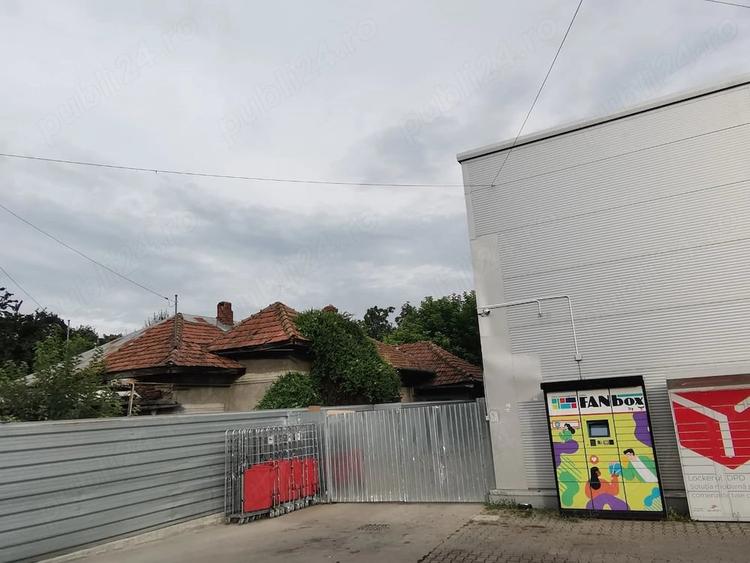 Casă cu 4 camere cu Teren 55 Mp în Central