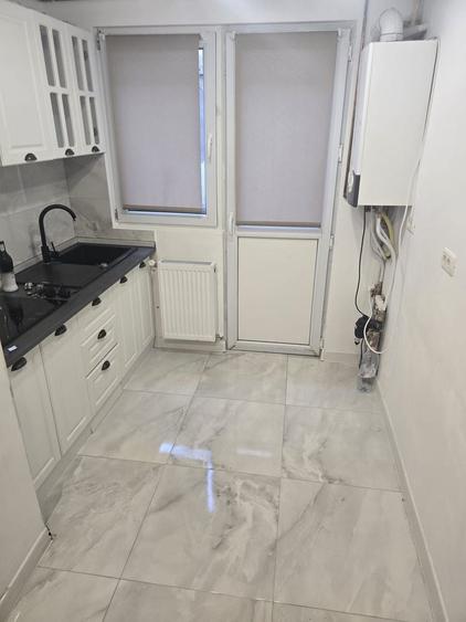 Inchiriez apartament nou zona liceu agricol - 1