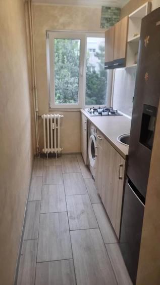 Apartament cu 2 camere semidecomandat în Km 4