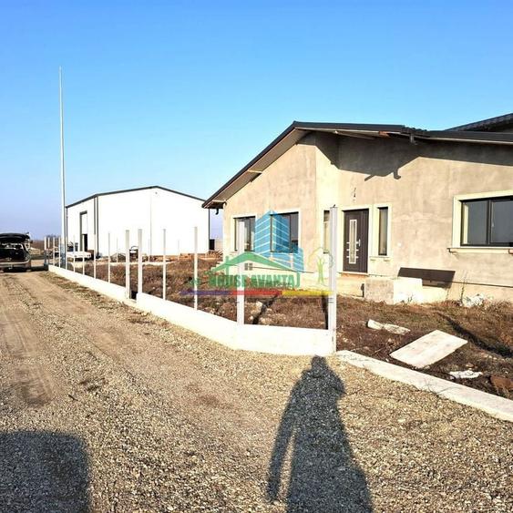 Casă cu 3 camere cu Teren 584 Mp în Obor