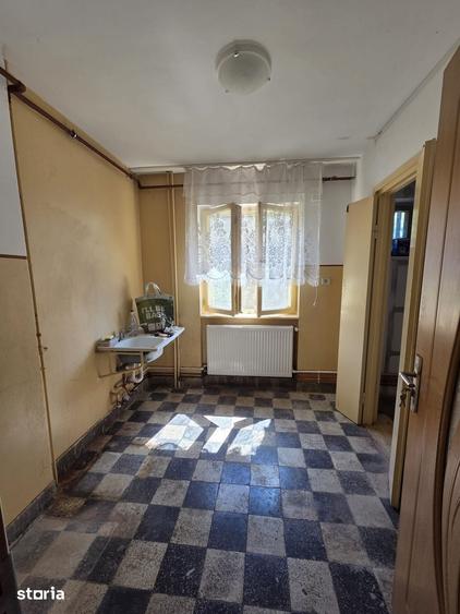Apartament cu 2 camere semidecomandat în Podgoria