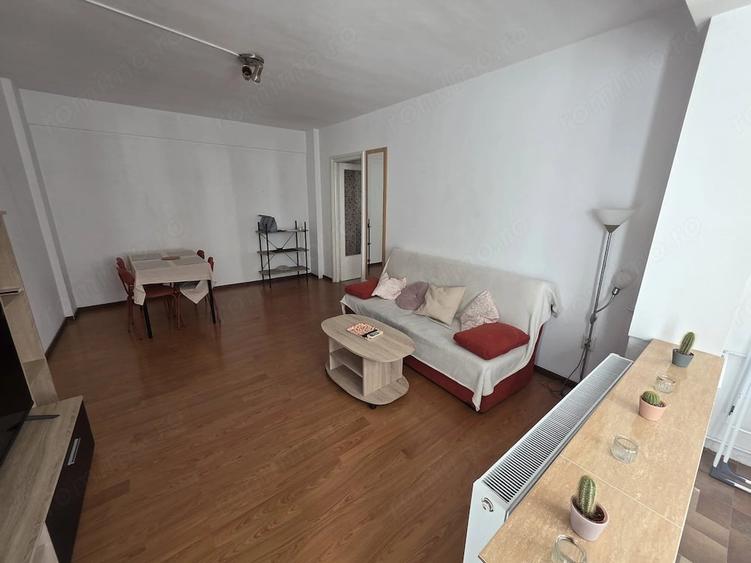 Apartament cu 2 camere semidecomandat în Ultracentral