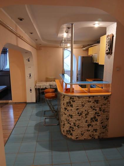 Apartament cu 2 camere decomandat în Micro 18