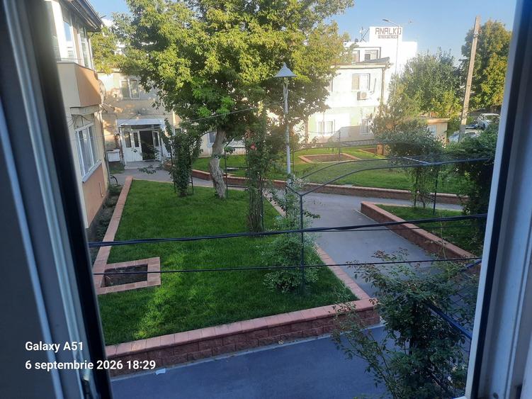 Apartament cu 2 camere semidecomandat în Jilava