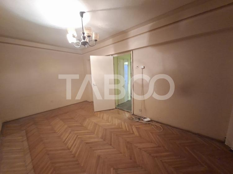 Apartament cu 2 camere decomandat în Calea Dumbrăvii