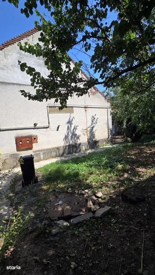 Casă cu 2 camere în 14 Mai