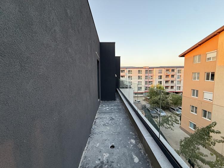 Apartament cu 2 camere decomandat în Theodor Pallady