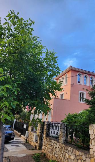 Hotel/Pensiune, de 24 mp, în Central
