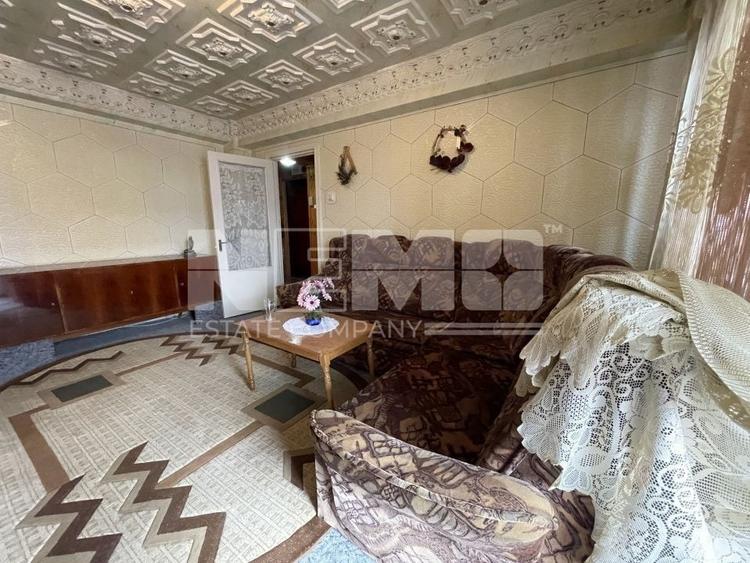 Apartament cu 3 camere semidecomandat în Exterior Sud