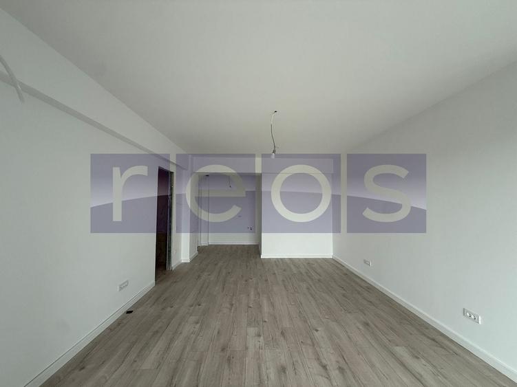Apartament cu 2 camere semidecomandat în Sisești