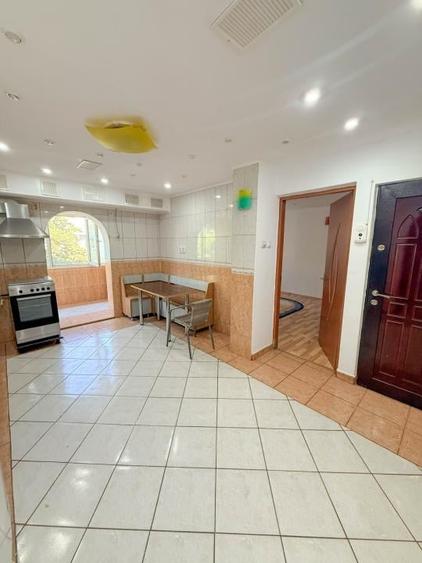 3 camere de vanzare | Rahova | 3/4 | Bloc anvelopat | Zona linistita Comision 0% - 6