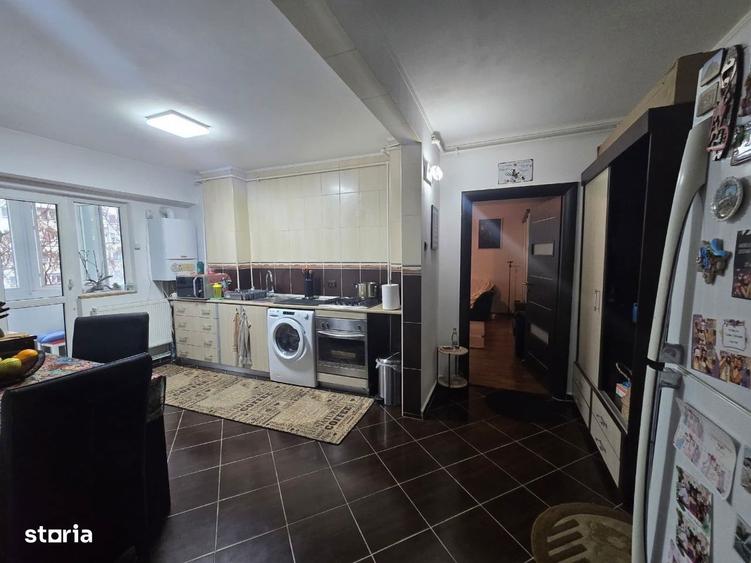 Apartament cu 2 camere decomandat, mobilat în 13 Septembrie