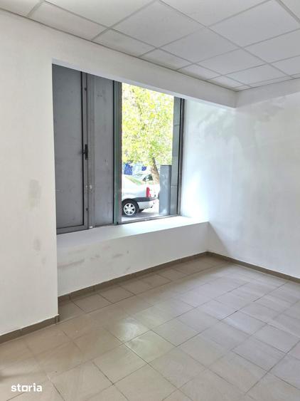 Spațiu comercial, de 75 mp, în Grivița