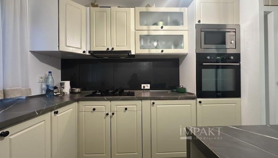 Apartament cu 3 camere decomandat, mobilat în Aurel Vlaicu