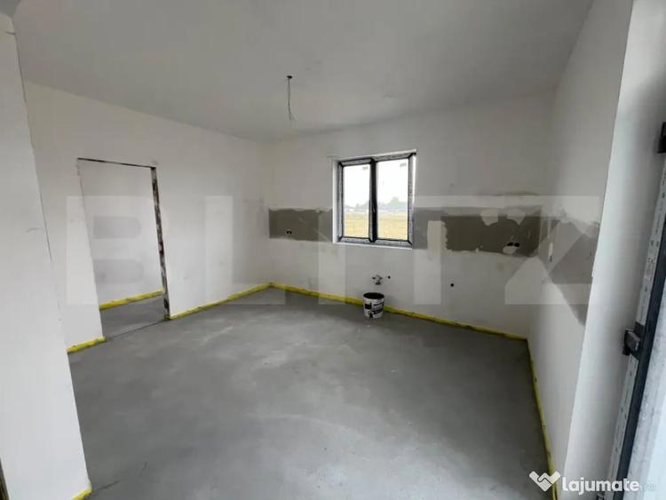 Casă cu 4 camere cu Teren 460 Mp în Central