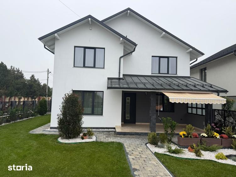 Casă cu 4 camere cu Teren 369 Mp în Blejoi
