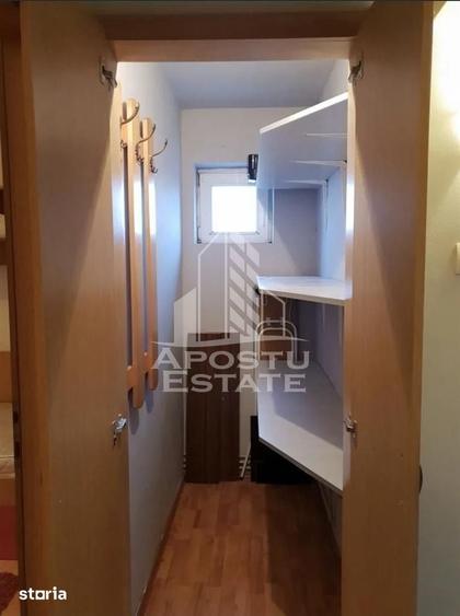 Apartament cu 3 camere decomandat în Micălaca
