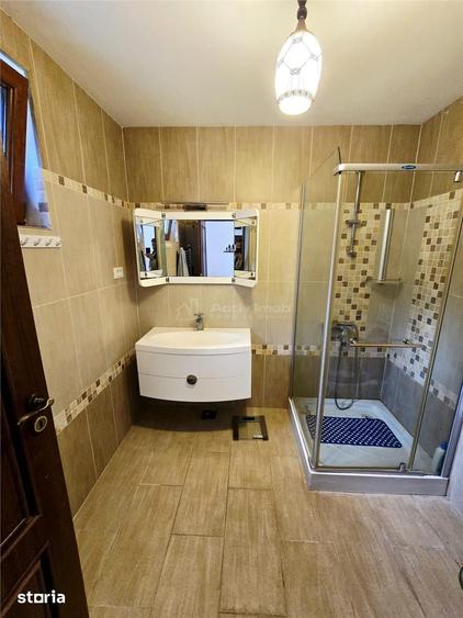 Casă cu 5 camere cu Teren 500 Mp în Marginea