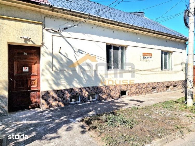 Casă cu 5 camere cu Teren 100 Mp în Drăgășani