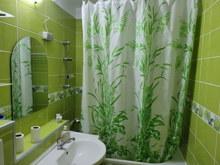 Apartament cu 2 camere semidecomandat în Exterior Vest