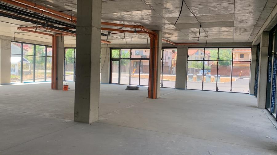 Spațiu comercial, de 568 mp, în Florești