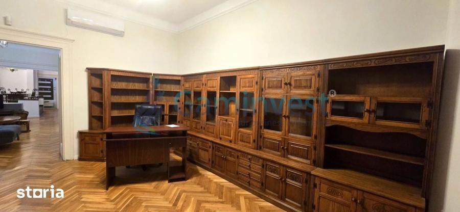 Apartament cu 4 camere decomandat în Ultracentral