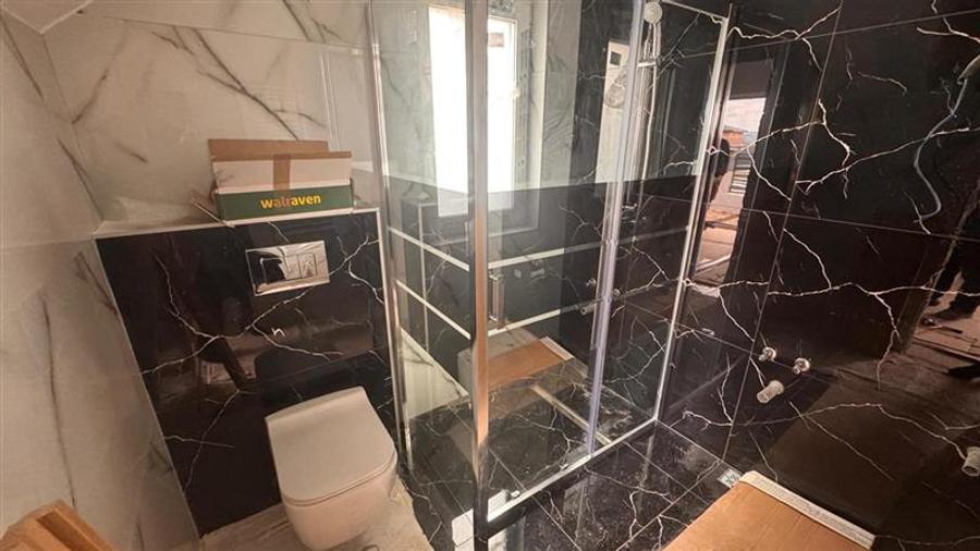 Casă individuală cu 4 camere cu Canalizare în Valea Lupului