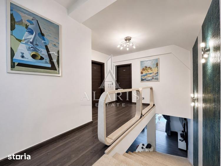 Casă cu 7 camere cu Teren 600 Mp în Est