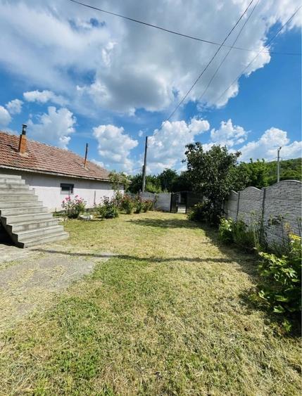 Casă cu 3 camere cu Teren 40 Mp în Central