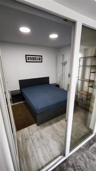 Apartament cu 2 camere decomandat, mobilat în Podul de Fier
